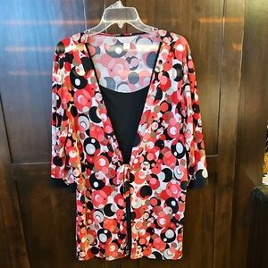 CJ Banks By Christopher & Banks Size 2x Red Black Pink White Patterned Blouse
